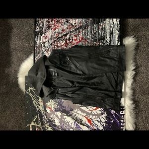 HnM leather vest pull up